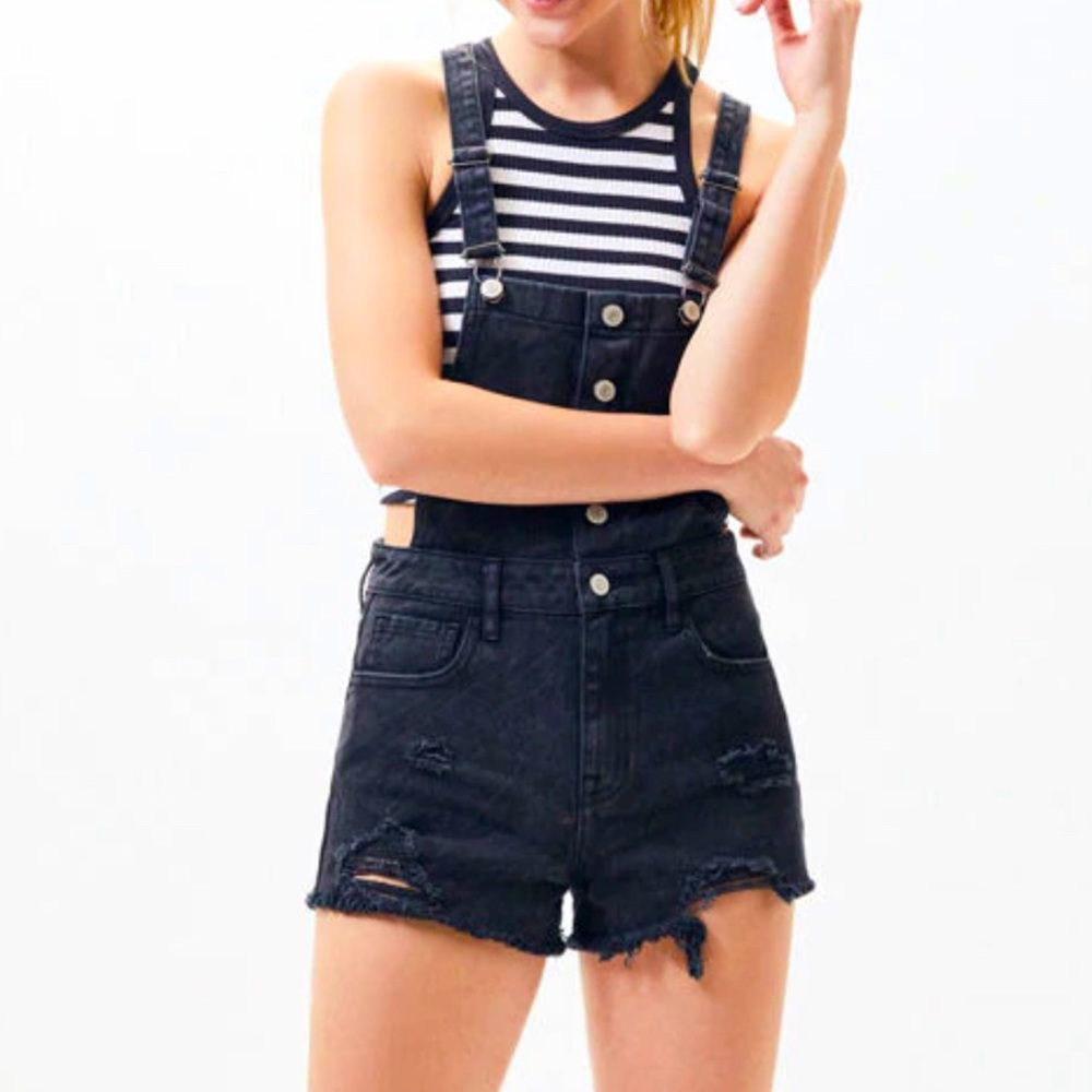 adorable pacsun overall shorts